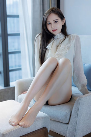 脱卸女孩衣服的游戏像素版